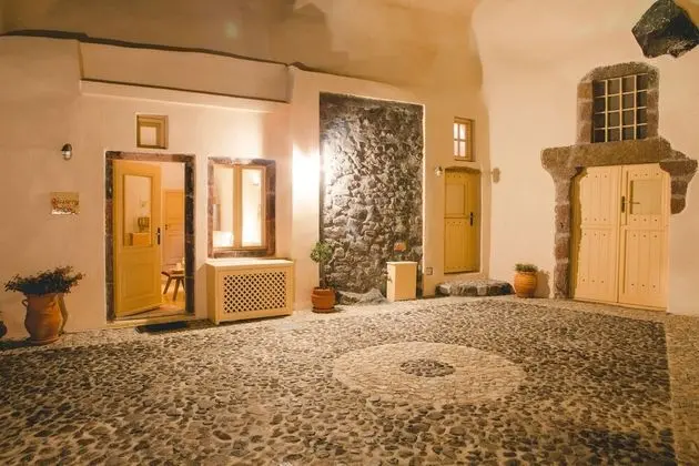 Flora's House - Dış Mekan