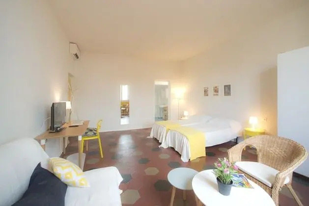 Florence Oasis - 1