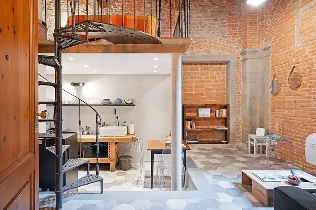Florence Oltrarno Duplex Apartment