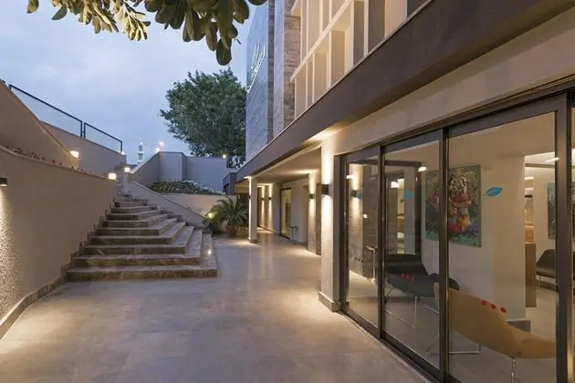 Floria Beach Hotel - Lobi