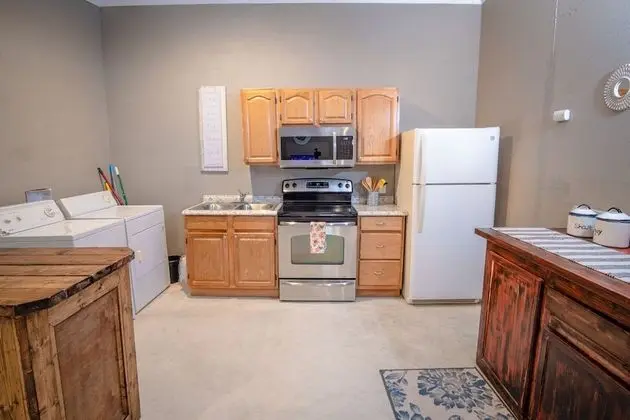 Florida St #B Near Downtown With all Amenities - Mutfak