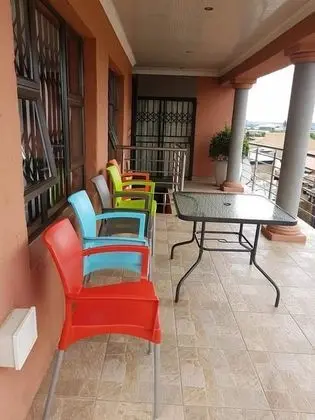 Flossie’s Bed and Breakfast - Dış Mekan