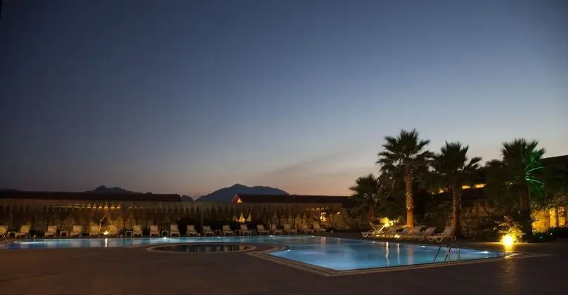 Flow Datca Surf & Beach Hotel - Havuz