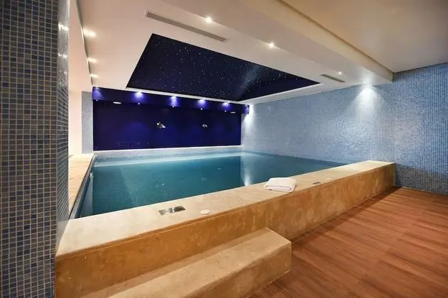 Flower Town Hôtel & Spa - Havuz