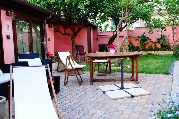 Flowery Inn Villa - Lobi