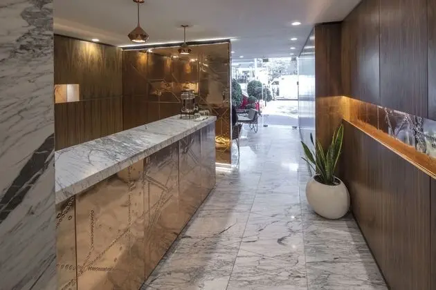 FlowSuites WTC - Lobi