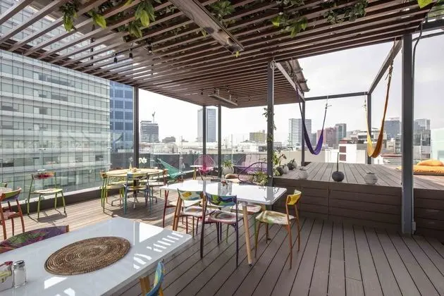 FlowSuites WTC - Öne Çıkan Resim