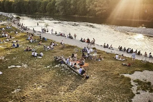 The Flushing Meadows Hotel & Bar - Dış Mekan