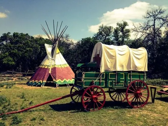 Flying L Ranch Resort - Dış Mekan