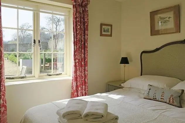 Folly Cottage