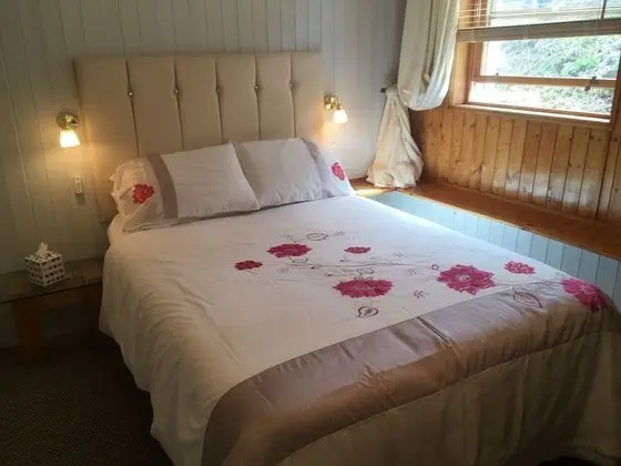 The Folly Hotel - Öne Çıkan Resim