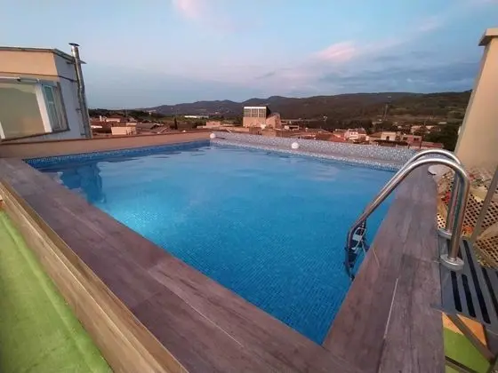 Hotel Fonda Neus - Havuz