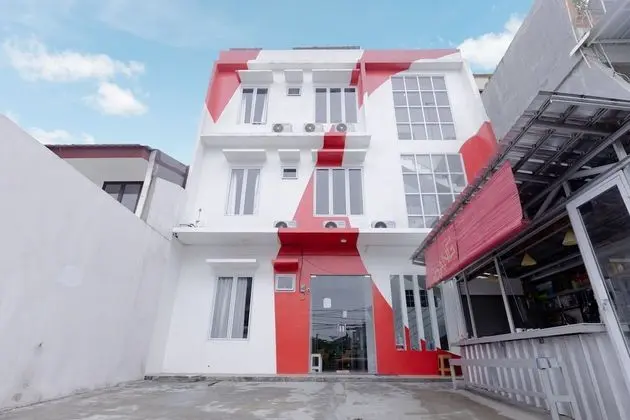 Fongki Place