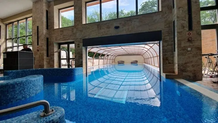 Főnix Medical Wellness Resort - Havuz