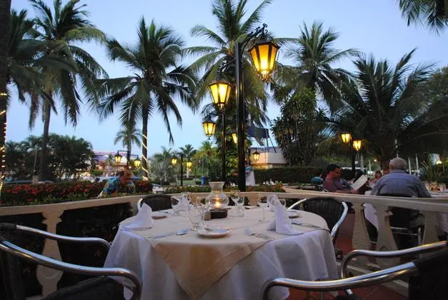 Fontan Ixtapa Beach Resort & Centro de Convencione