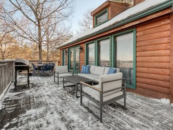 Fontana by Avantstay Gorgeous Mountain Cabin w/ Views, Hot Tub & Game Room!