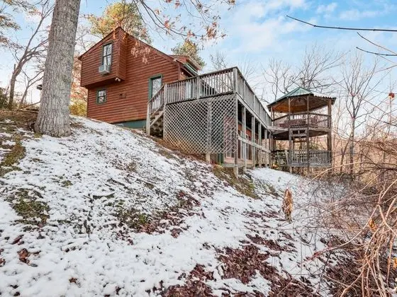 Fontana by Avantstay Gorgeous Mountain Cabin w/ Views, Hot Tub & Game Room! - Dış Mekan