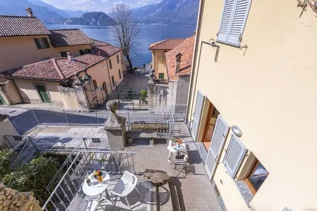 Fontana Del Lago Apt. 15