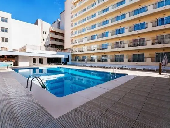 Hotel Fontana Plaza
