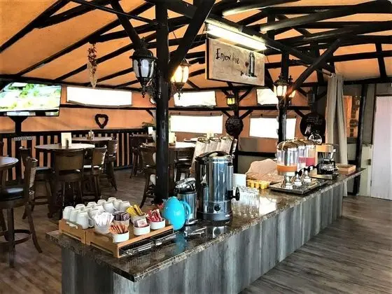 Footprints Self-Catering & B&B - Kahvaltı