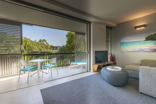 Footsteps to the Heart of Noosa and a View! - Öne Çıkan Resim