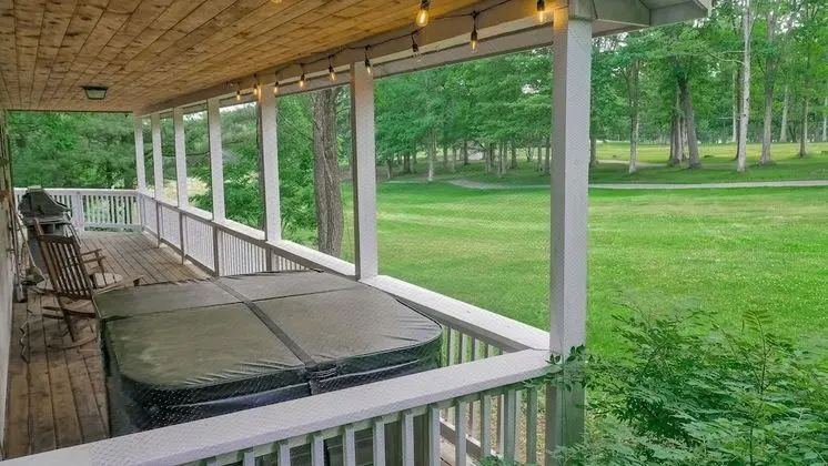 Fore Seasons Getaway