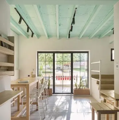 Forenna Hostel - Adults Only