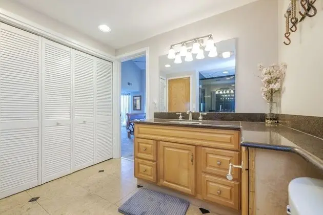 Forest Beach Villa 411 - Mutfak