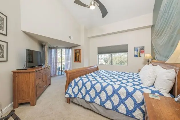 Forest Beach Villa 411 - Oda