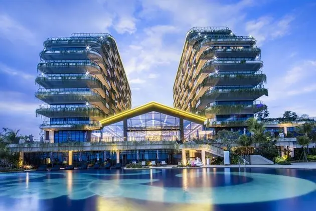 FOREST CITY PHOENIX INTERNATIONAL GOLF HOTEL