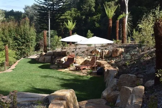Forest Edge Cottage at Merrow Cottages - Dış Mekan