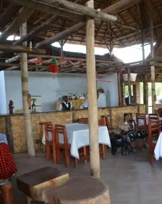 Forest Hog Safari Lodge - Yerinde Yemek