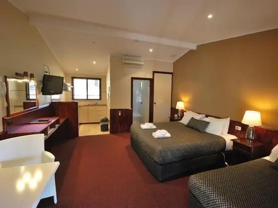Forest Lodge Resort