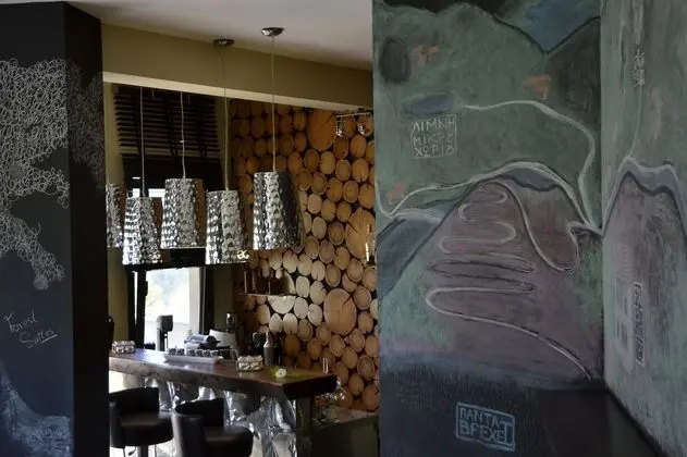 Forest Suites