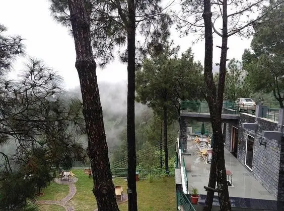 Forest Ville Hotel And Resort