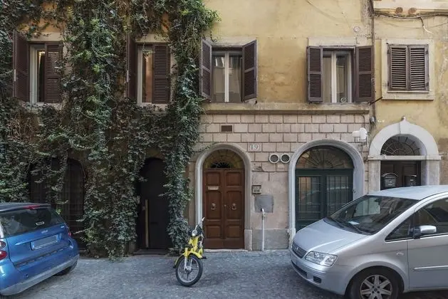 Fori Imperiali Elegant Apartment