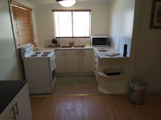 Forrest St Apartments - Mutfak