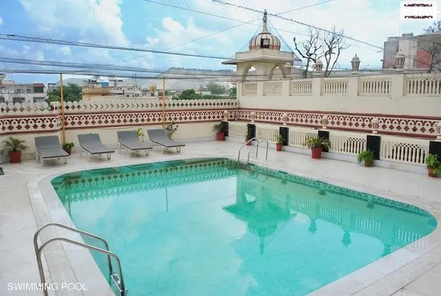 Hotel Fort Chandragupt Jaipur - Havuz