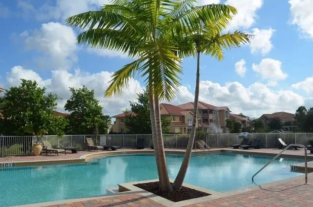 Fort Myers Luxury Vacation Condo - Havuz
