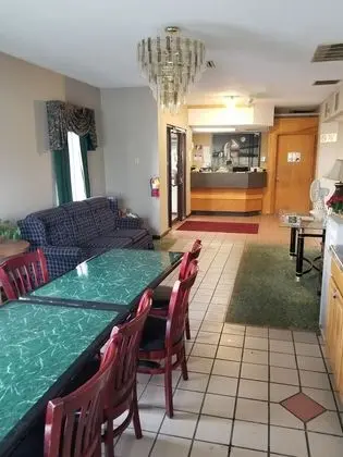Fort Wayne Inn - Lobi