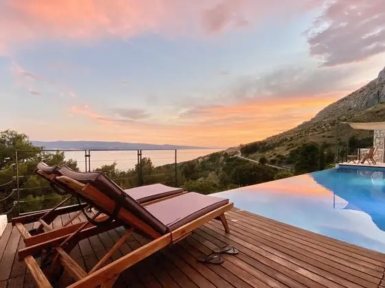 Villa Forte- the Exclusive Private Villa With Amazing sea View Located in Mimice - Öne Çıkan Resim