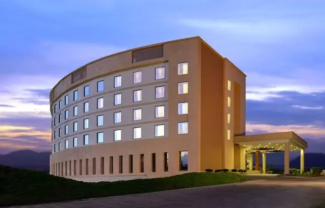 Fortune Select Grand Ridge - Member ITC Hotel Group - Dış Mekan