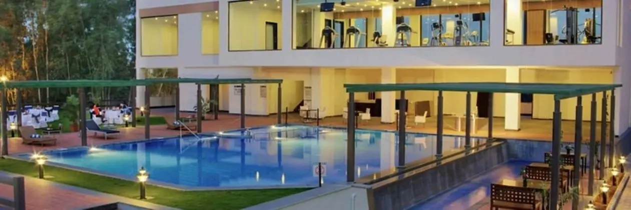 Fortune Select Trinity, Bengaluru - Member ITC Hotel Group - Havuz