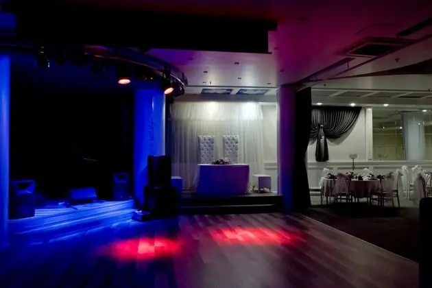 Forum Suite Hotel - Bar
