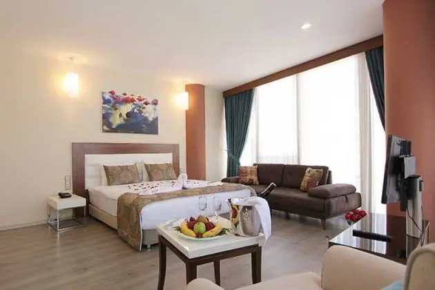 Forum Suite Hotel - Oda