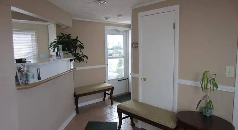 Founder's Brook Motel and Suites