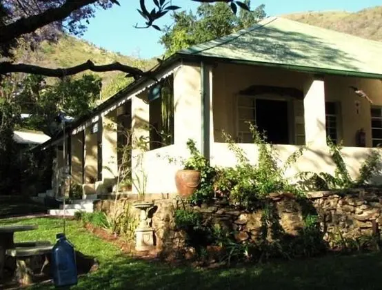 Fountain Baths Guest Cottages - Dış Mekan