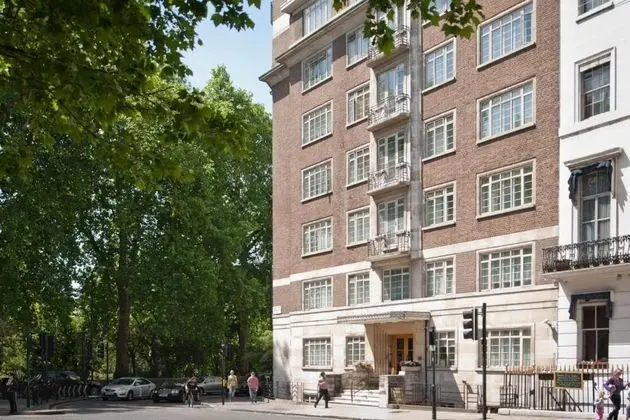 Fountain House - Genel