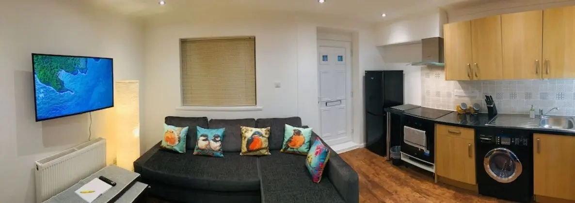 Fountain View 1BR Flat-Free Parking - Dış Mekan