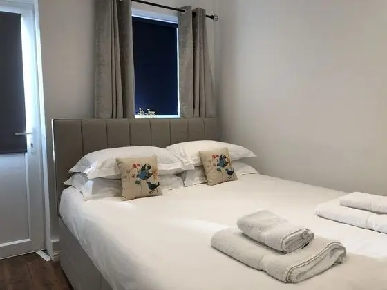 Fountain View 1BR Flat-Free Parking - Oda